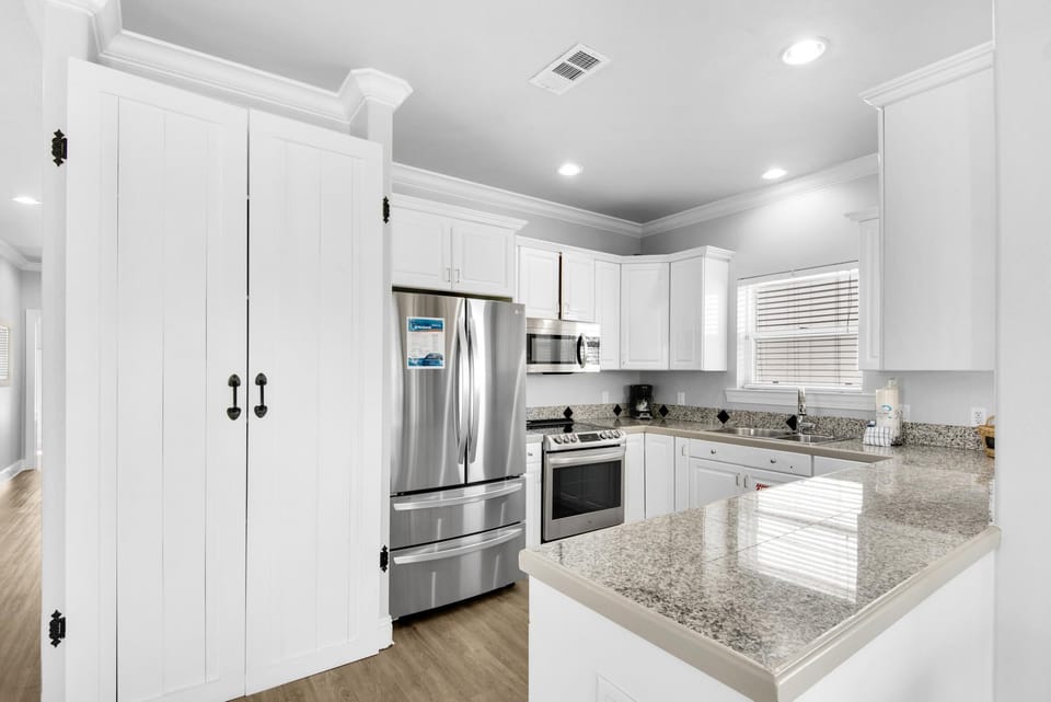House, Multiple Beds (Stella di Mare) | Private kitchen | Oven, toaster
