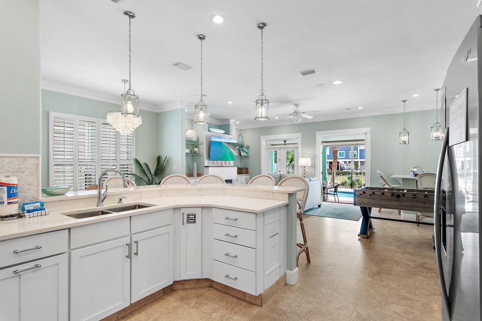 House, Multiple Beds (SeaHaus) | Private kitchen