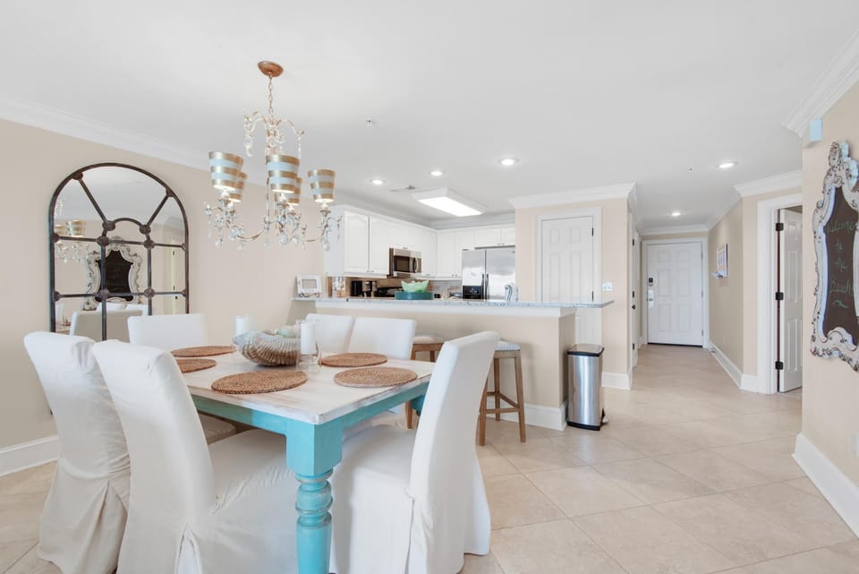 Condo, Multiple Beds (Crystal Dunes 304) | Dining