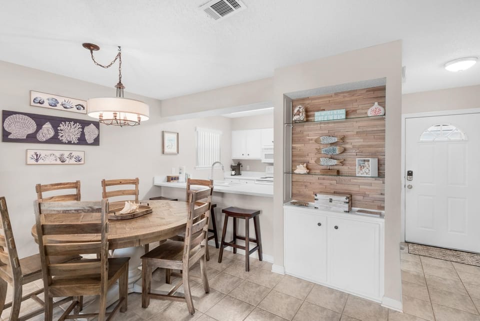 House, Multiple Beds (Cassine Gardens 272- Captain's Cove) | Dining