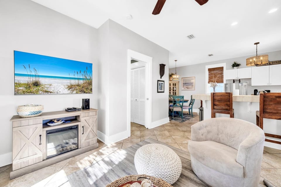 House, Multiple Beds (Blue Sky Bungalow 156) | Living area | TV