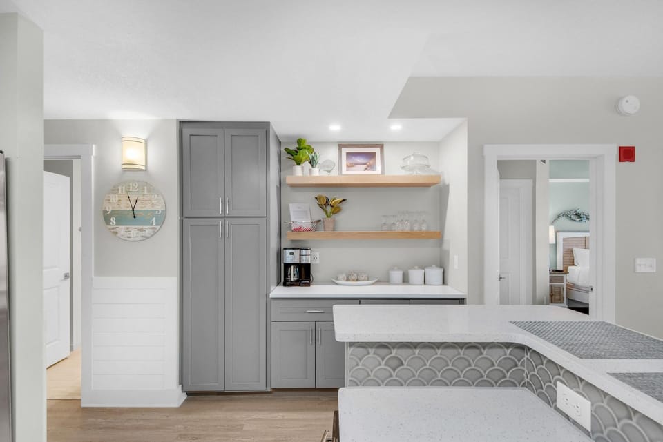 Condo, Multiple Beds (Calypso 3-807) | Private kitchen | Oven, toaster