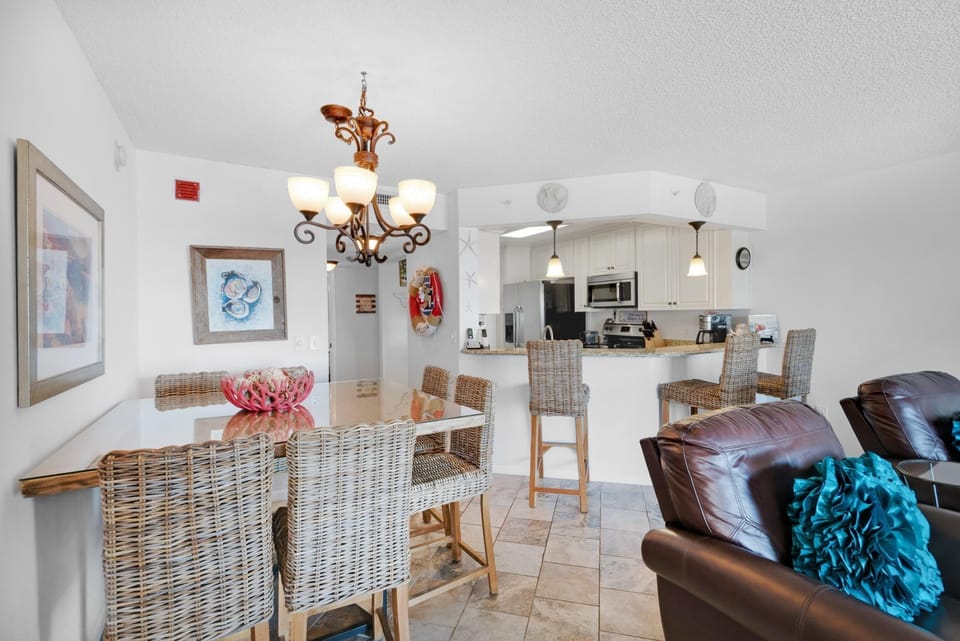 Condo, Multiple Beds (Summerhouse 502A) | Dining