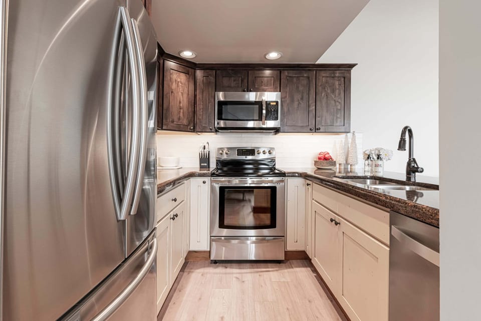 Fully Equipped Kitchen with Stainless Steel Appliances
