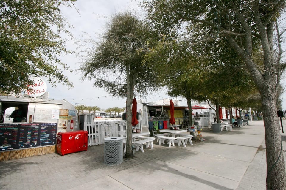 Studio, 1 Queen Bed with Sofa bed (Village of South Walton B375) | Outdoor dining