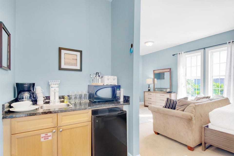 Studio, 1 Queen Bed with Sofa bed (Village of South Walton B377-G) | Interior