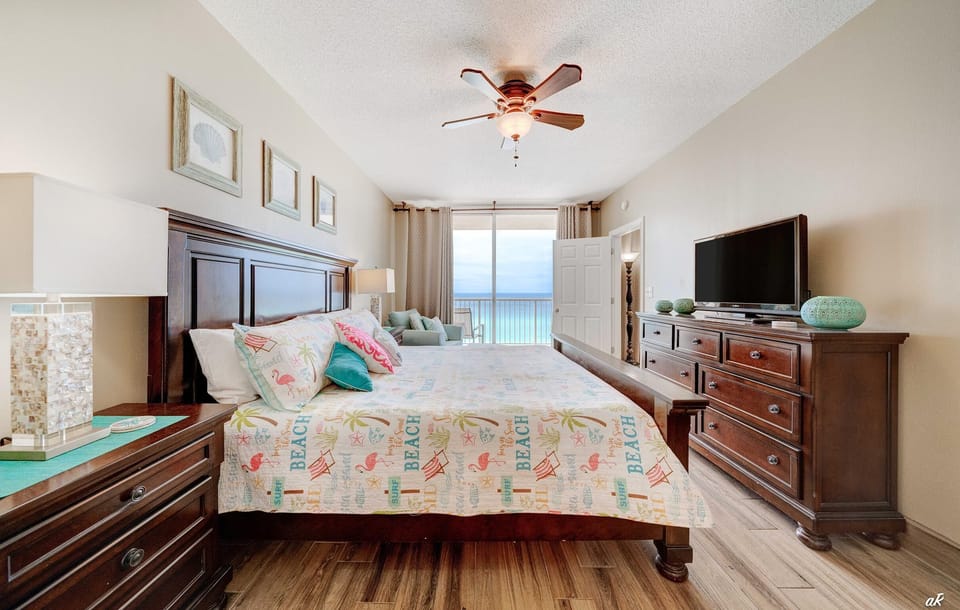 Majestic Beach Towers 2-901 Apartment in Long Beach