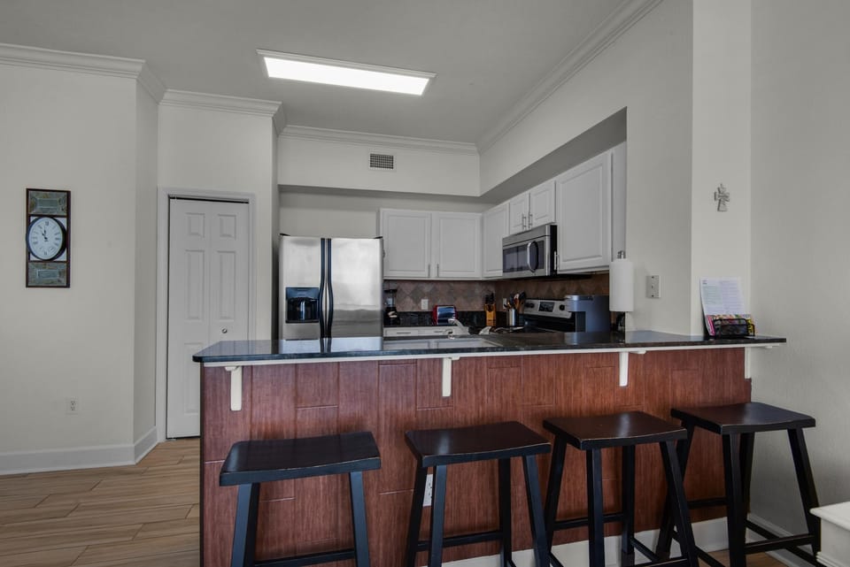Private kitchen | Oven, toaster