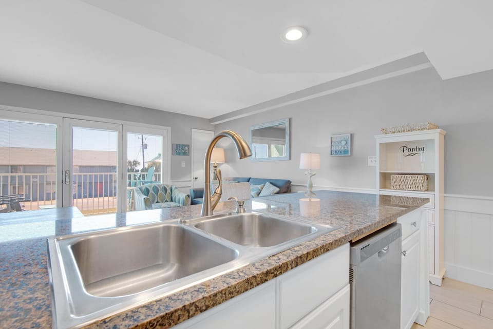 Condo, 1 King Bed with Sofa bed (Gulf View 216) | Interior