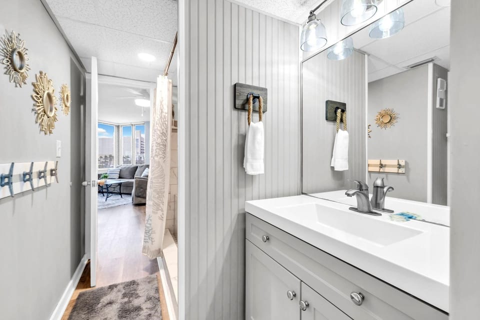 Condo, Multiple Beds (Sunbird 412E) | Interior