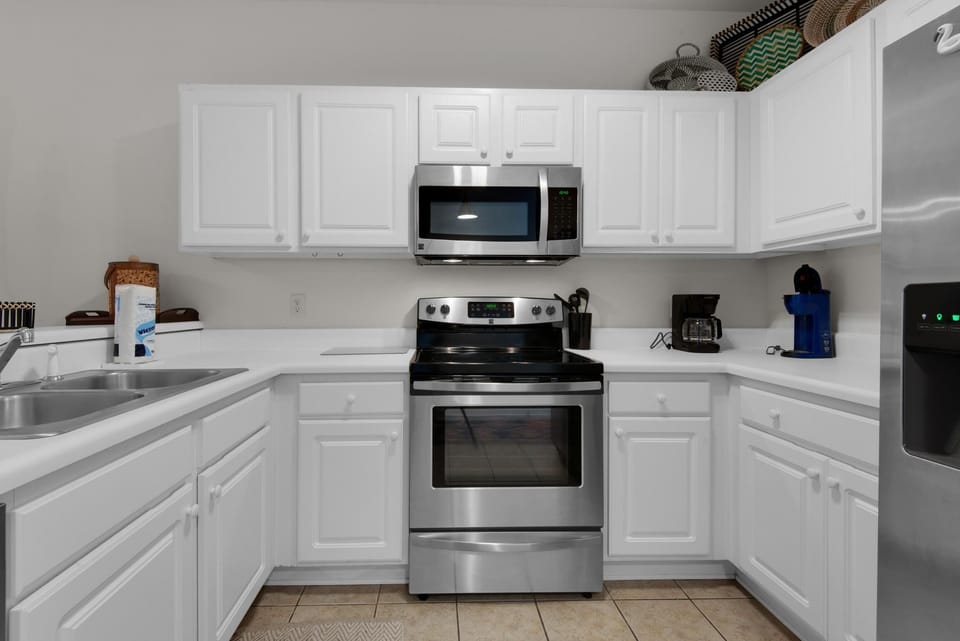 Condo, Multiple Beds (Heron's Watch Way 4104- Coach's Sand ) | Private kitchen | Oven, toaster