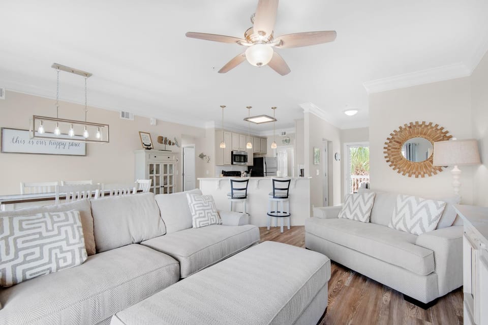 Condo, 1 King Bed with Sofa bed (Sandpiper Cove 4114) | Living area | TV