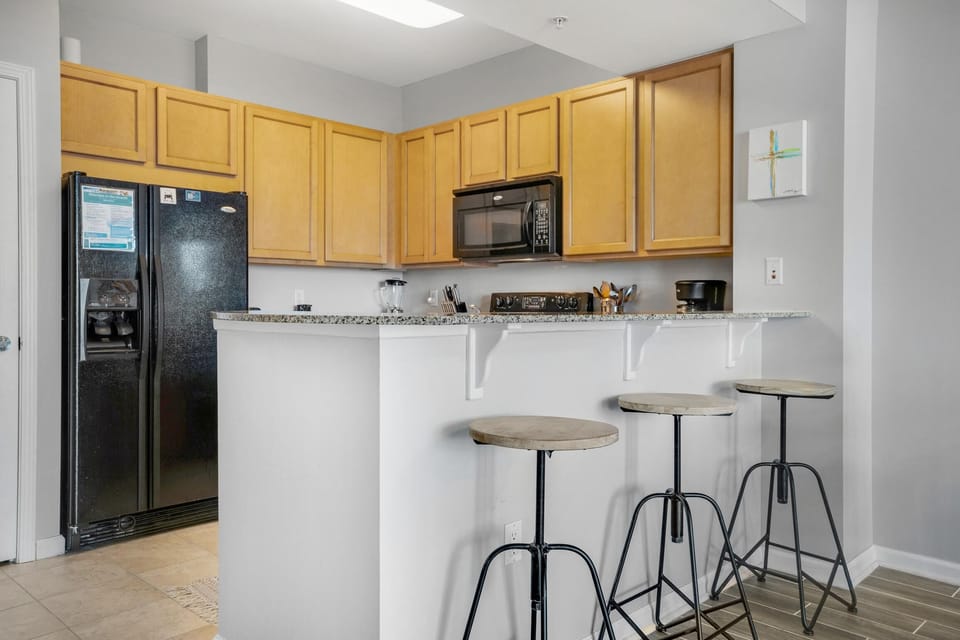 Condo, Multiple Beds (Palms Resort 1406 Jr 2BR) | Private kitchen | Oven, toaster