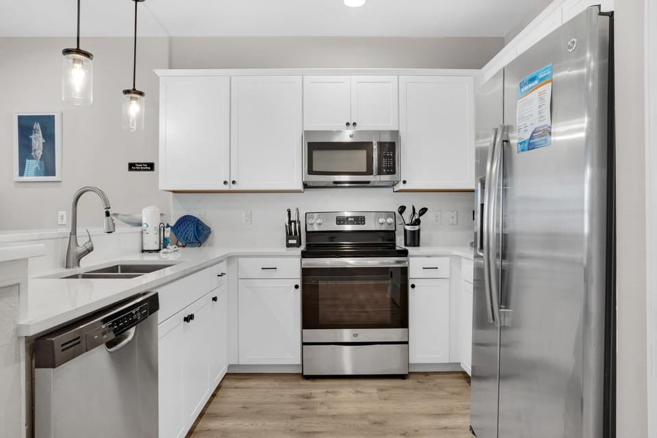 House, Multiple Beds (Sweet Life) | Private kitchen | Oven, toaster