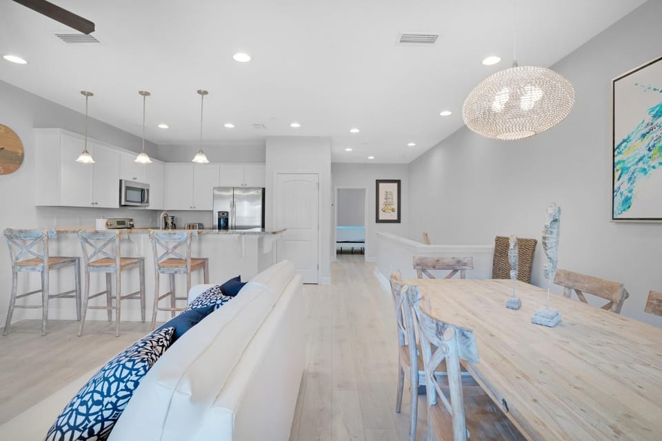 House, Multiple Beds (Sea La Vie) | Interior