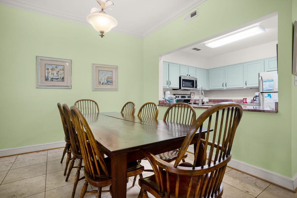 House, Multiple Beds (Tivoli Terrace #5431) | Dining