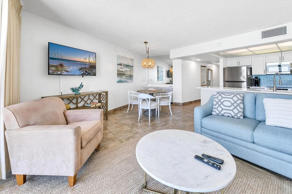 Condo, Multiple Beds (Edgewater Tower 2-805) | Living area | TV