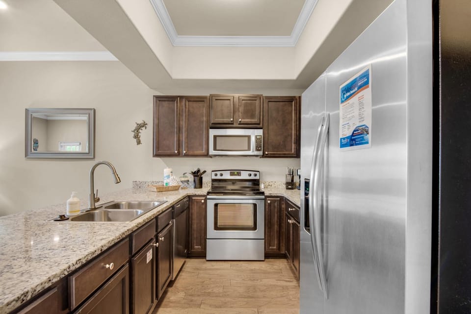 Condo, Multiple Beds (Alerio B203) | Private kitchen | Oven, toaster