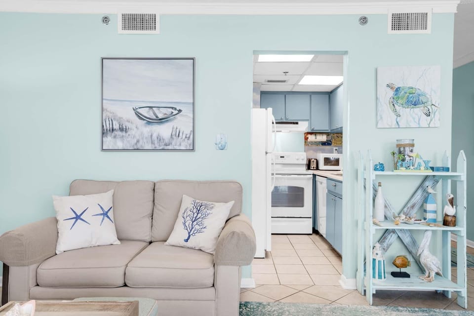 Condo, 1 Queen Bed with Sofa bed (Sunbird 810E) | Living area | TV