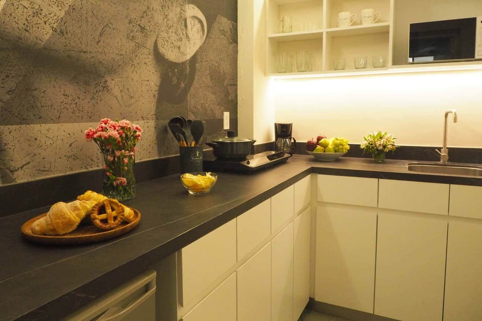 Basic Apartment | Private kitchen | Coffee/tea maker