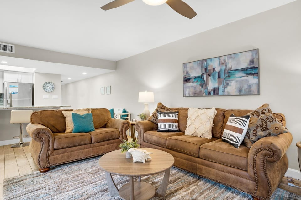 Condo, 1 King Bed with Sofa bed (Hidden Dunes Beach Cottage 208- Dune ) | Living area | TV