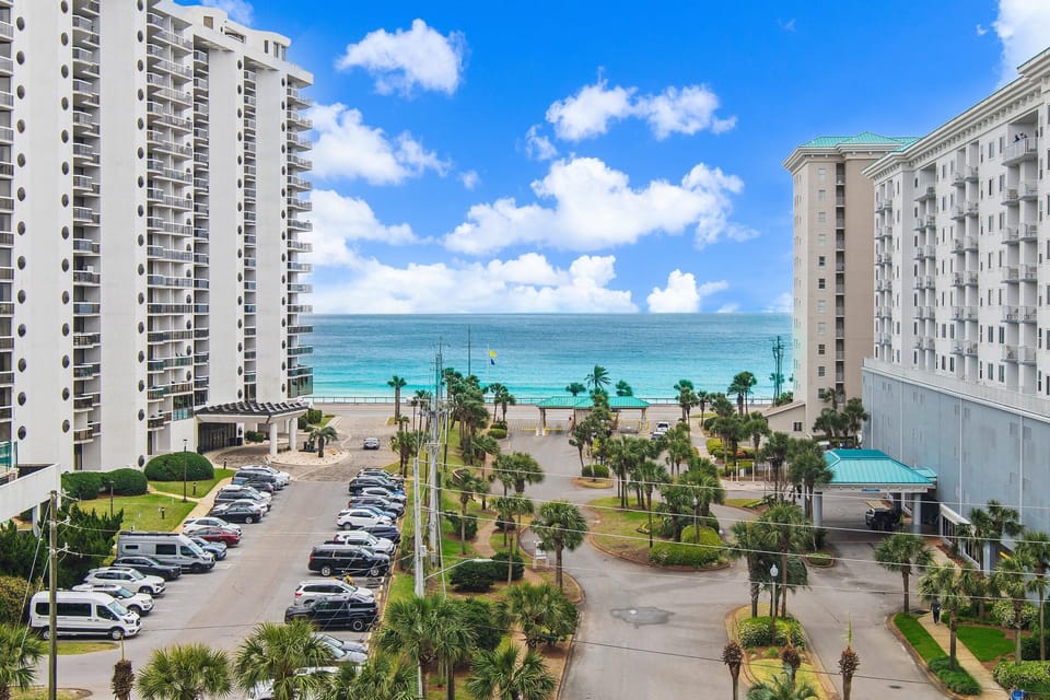 Condo, 1 Queen Bed with Sofa bed (Ariel Dunes I 606) | Parking | Free self parking