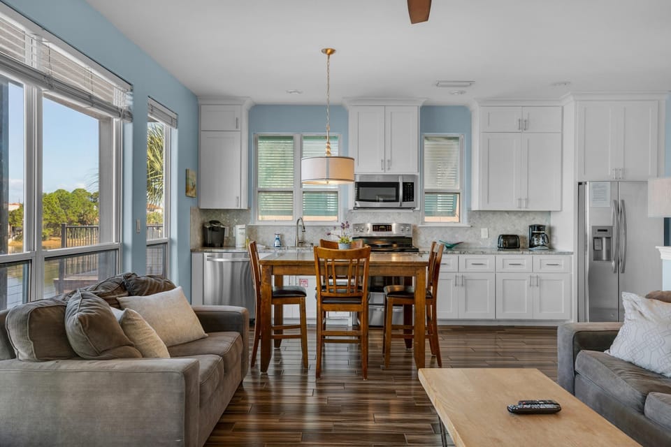 Condo, 1 King Bed with Sofa bed (Destiny Beach Villas #20A) | Private kitchen | Oven, toaster