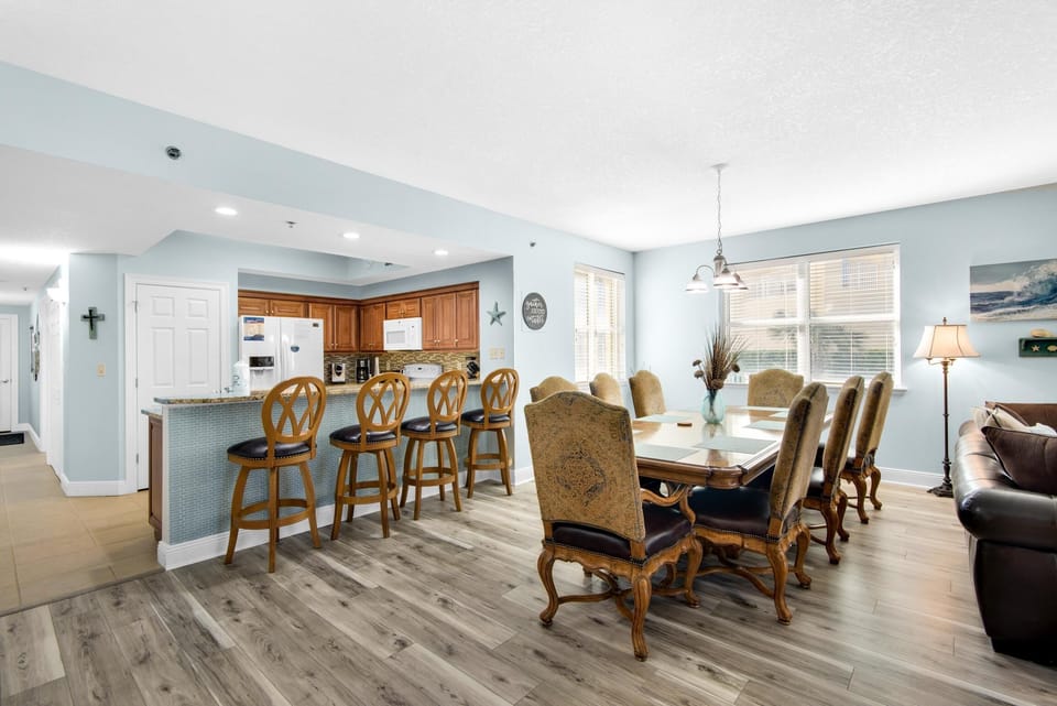 Condo, Multiple Beds (Ariel Dunes II 101) | Dining