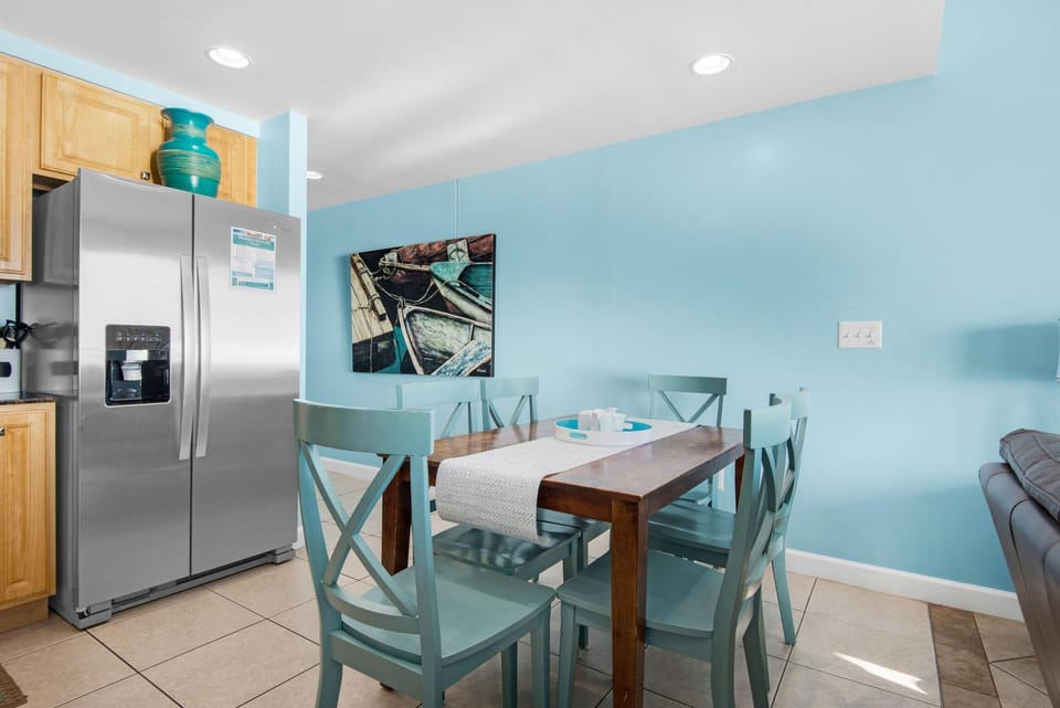 Condo, Multiple Beds (Splash 206E) | Dining