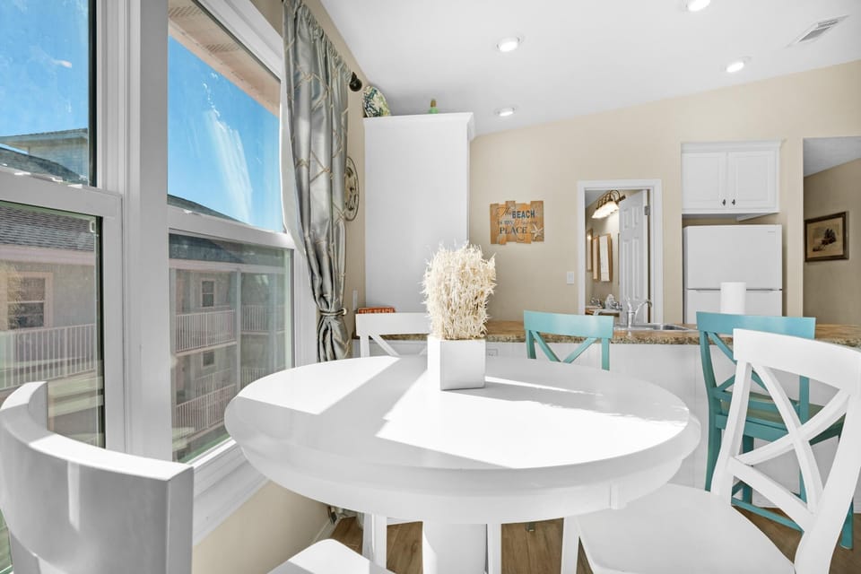Condo, Multiple Beds (Gulfview II 311) | Dining