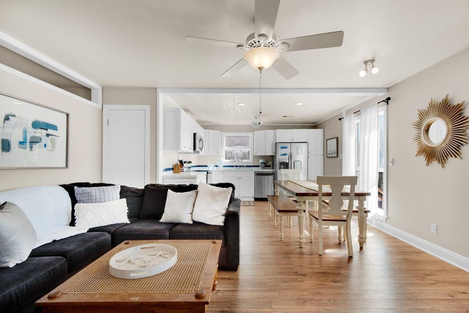 House, Multiple Beds (Walking on Sunshine) | Living area | TV, DVD player