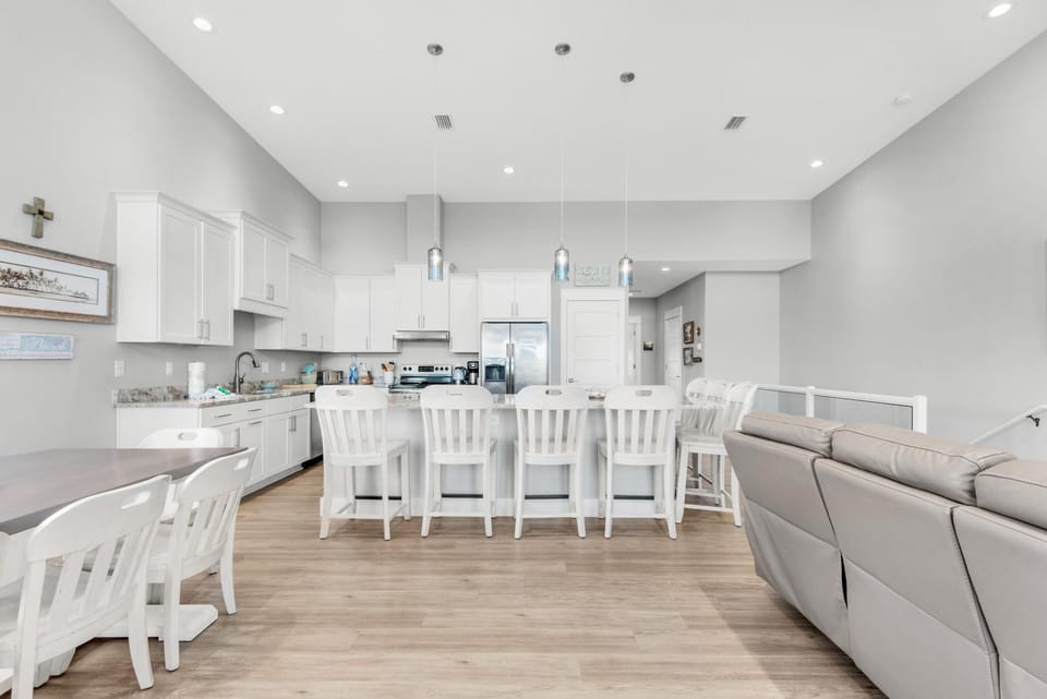 House, Multiple Beds (Pelican at Sound Side) | Interior