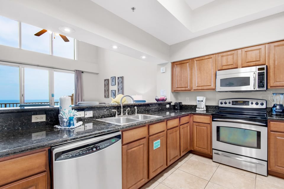 Condo, Multiple Beds (Ariel Dunes II 2404) | Private kitchen | Oven, toaster