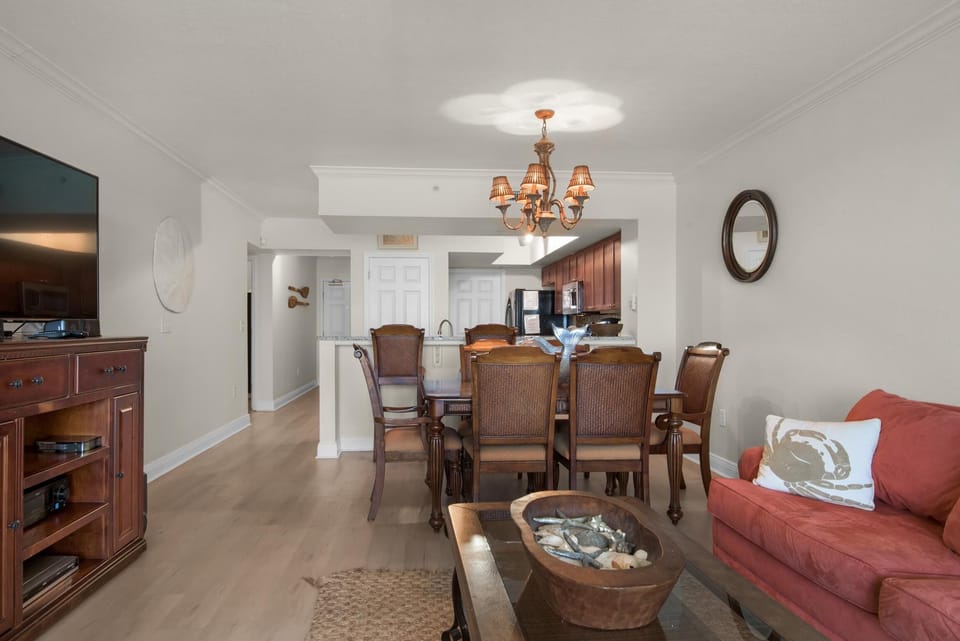 Condo, Multiple Beds (Emerald Beach 1036 - Turquoise Turtle) | Living area | TV