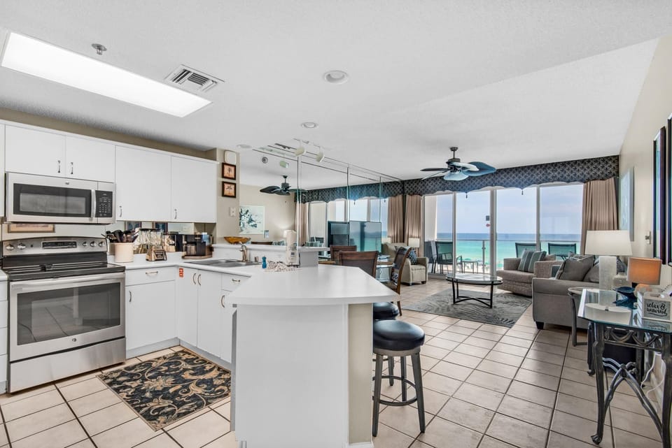 Condo, Multiple Beds (Sterling Sands 208) | Private kitchen | Oven, toaster