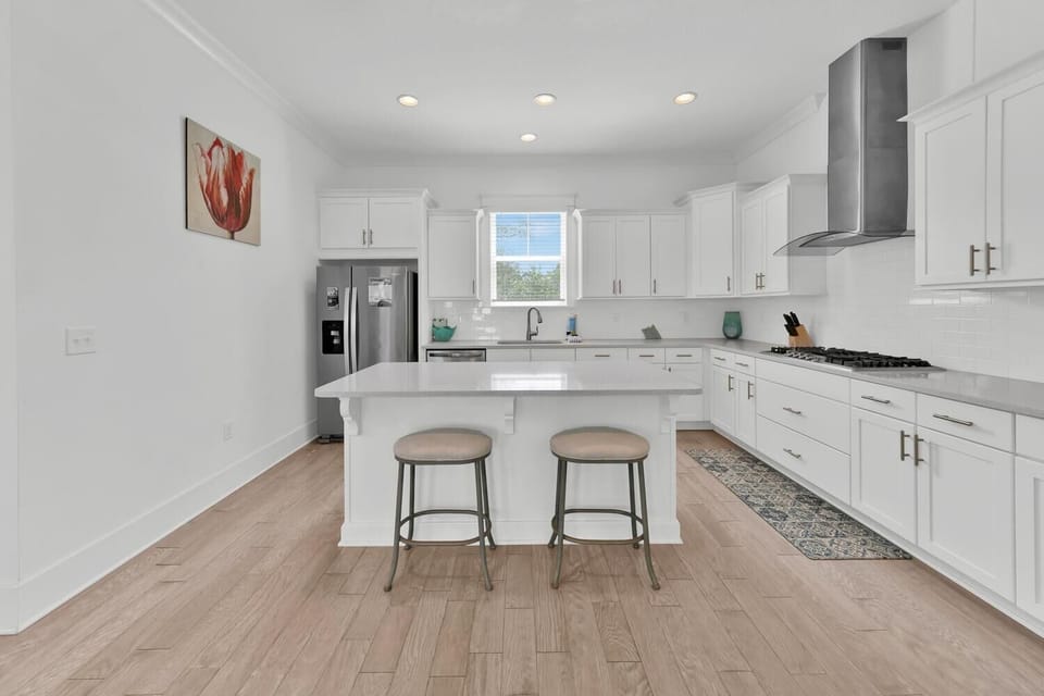 House, Multiple Beds (Grande Pointe Sea Shell) | Private kitchen | Oven, toaster