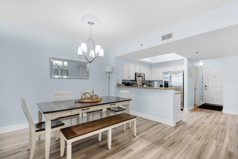 Condo, Multiple Beds (Ariel Dunes I 803) | Dining