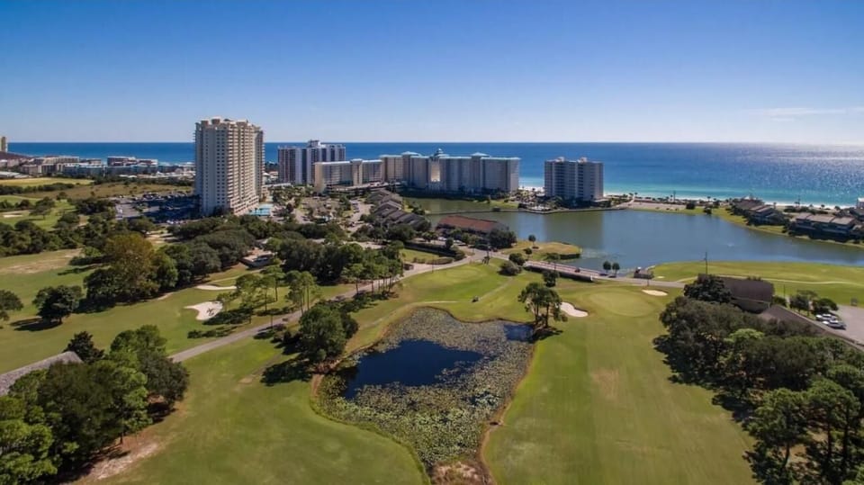 Condo, Multiple Beds (Seascape 51A - Beach Baby) | Golf