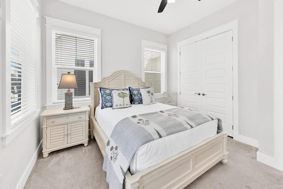 House, Multiple Beds (Town of Prominence 80C- The Wright Pl) | 2 bedrooms, WiFi