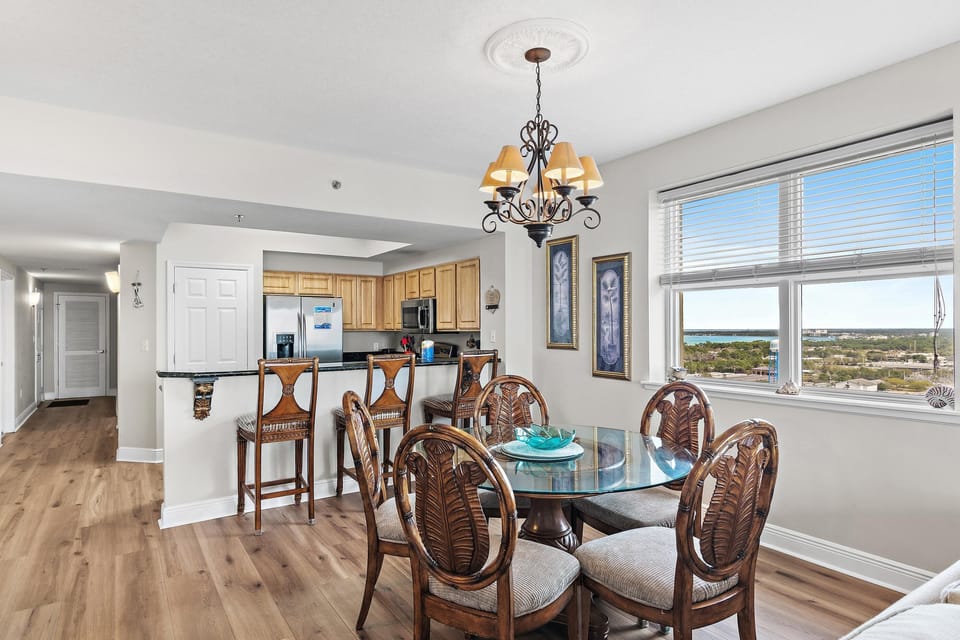 Condo, Multiple Beds (Ariel Dunes I 2001) | Dining
