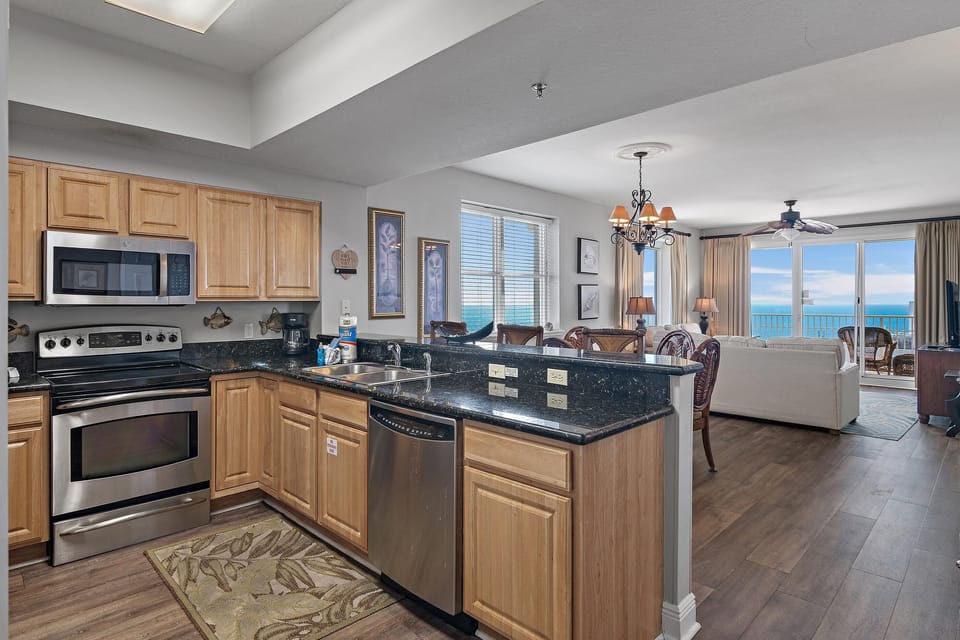 Condo, Multiple Beds (Ariel Dunes I 2001) | Private kitchen | Oven, toaster