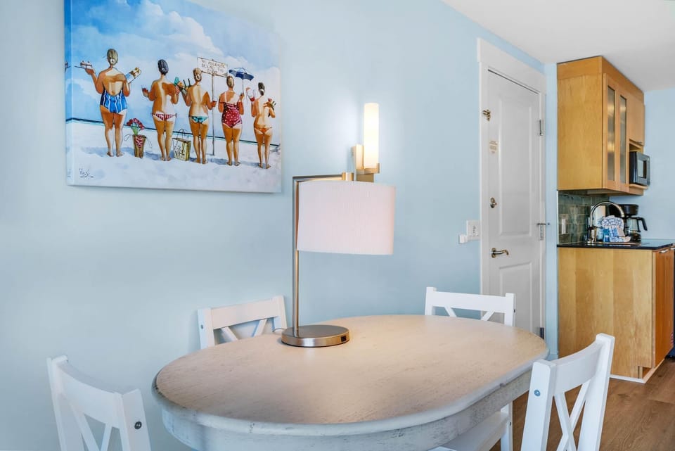 Condo, Multiple Beds (Bahia 4322 4324) | Dining