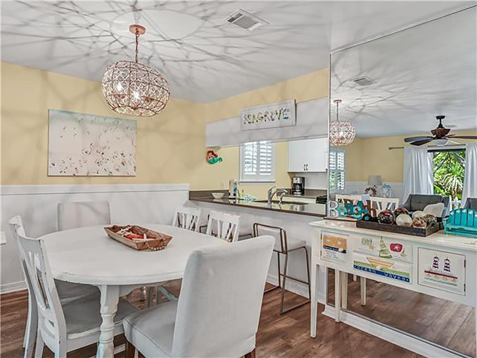 House, Multiple Beds (Cassine Gardens 212) | Dining