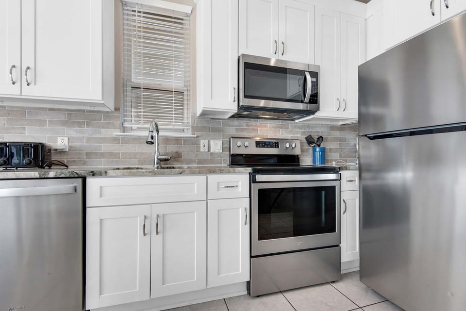 Condo, Multiple Beds (Destiny Beach Villas #11A- Beach Oasi) | Private kitchen | Oven, toaster