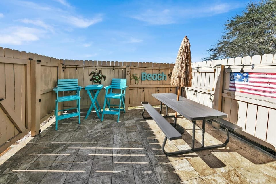 House, Multiple Beds (Horizon South 40C- Good Vibes) | Outdoor dining