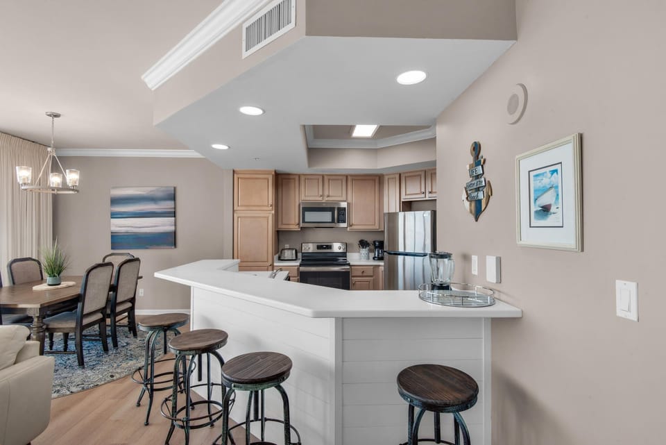 Condo, Multiple Beds (Silver Beach Towers 603 East) | Private kitchen | Oven, toaster