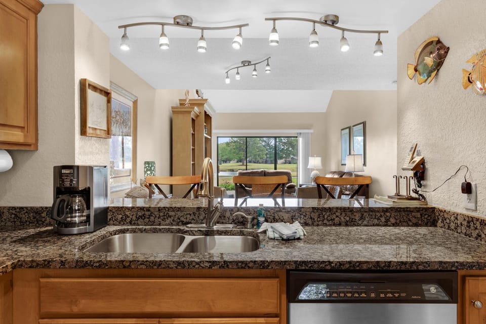 House, Multiple Beds (Fairways 309) | Private kitchen | Oven, toaster