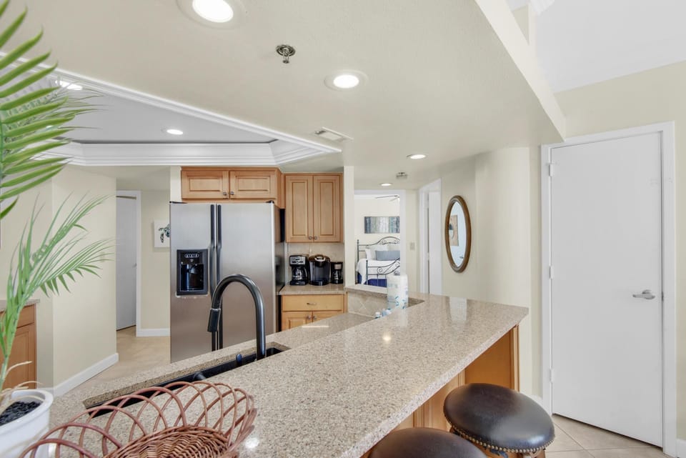 Condo, Multiple Beds (East Pass 403) | Interior