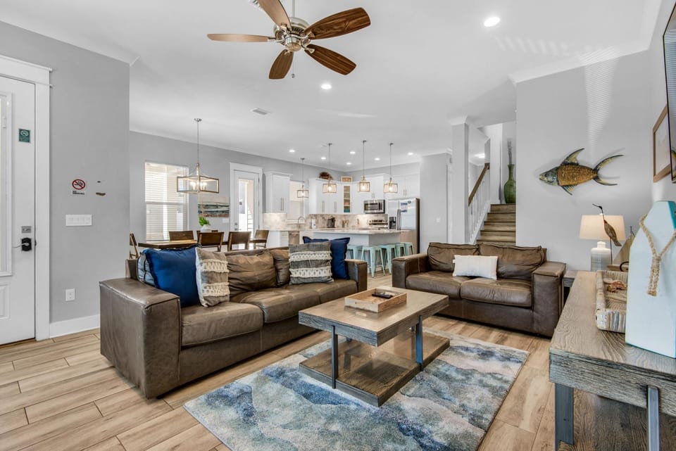 House, Multiple Beds (Sea Ya Sun) | Living area | TV