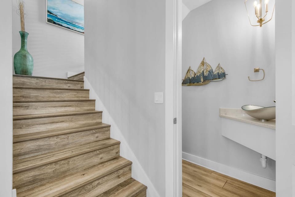 House, Multiple Beds (Sea Ya Sun) | Interior
